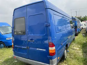 Mercedes-Benz Sprinter 1999 Blue