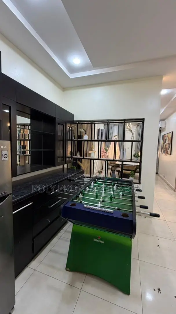 5-Bedroom Shortlet Apartment