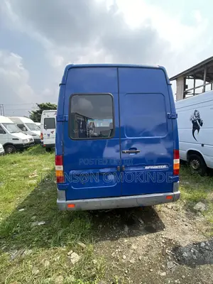 Mercedes-Benz Sprinter 1999 Blue