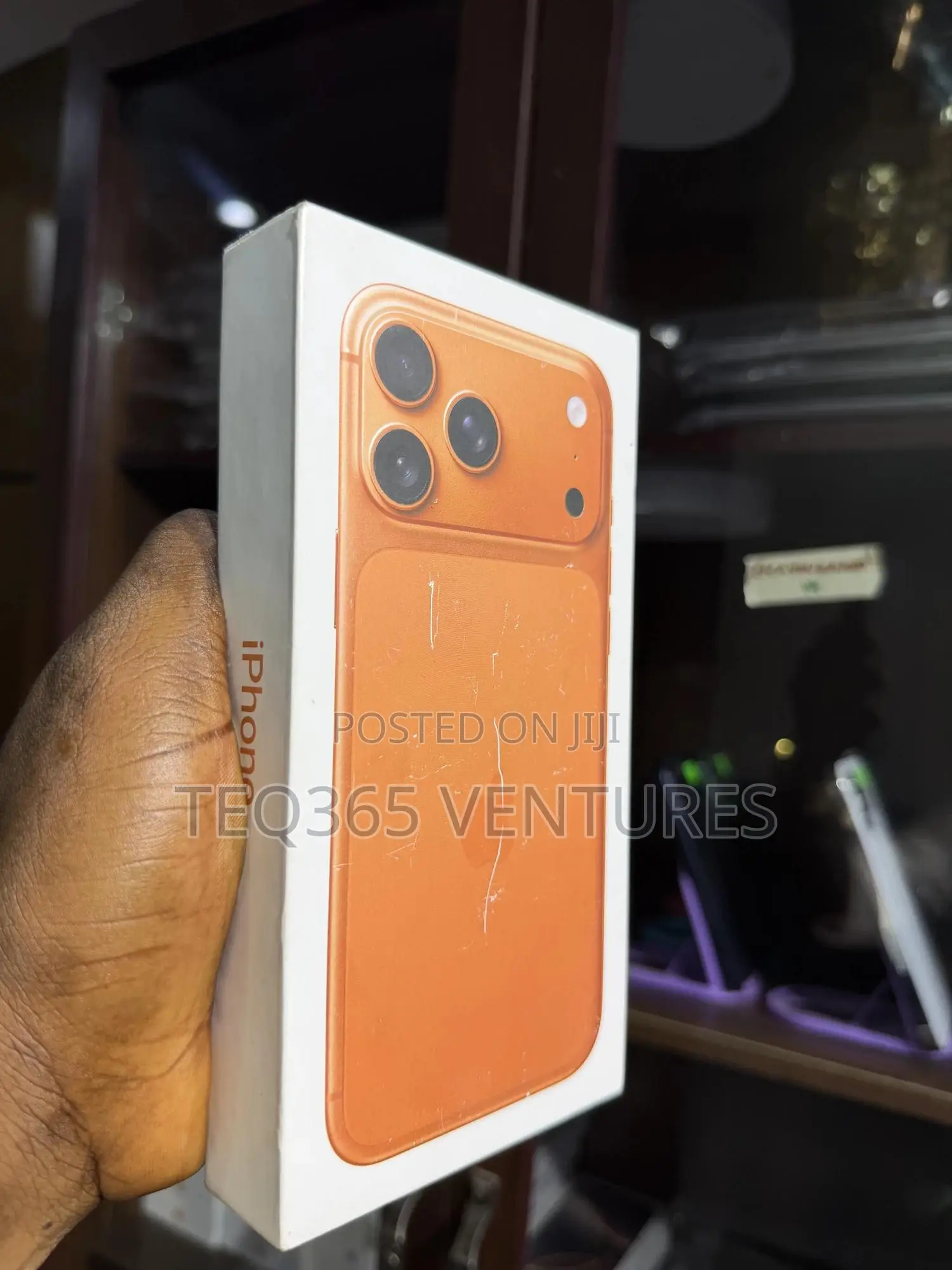 New Apple iPhone 17 Pro Max 256 GB Orange
