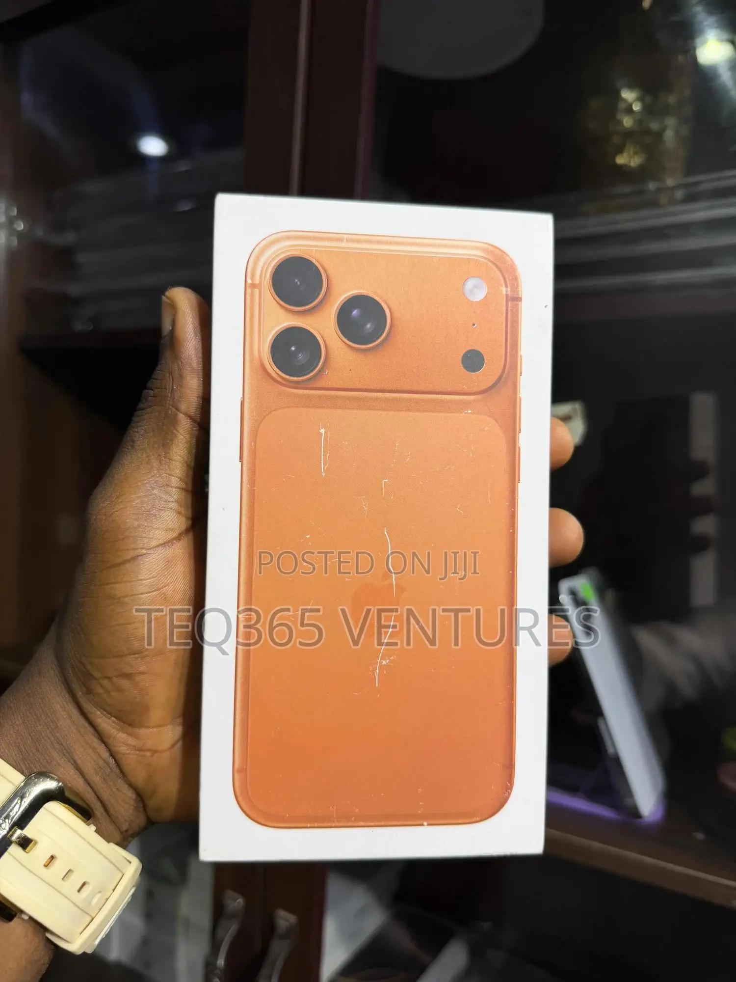 New Apple iPhone 17 Pro Max 256 GB Orange