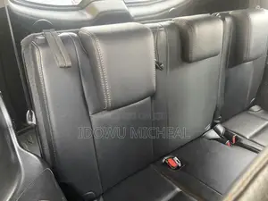 Toyota Highlander Limited 4dr SUV (3.5L 6cyl 6A) 2014