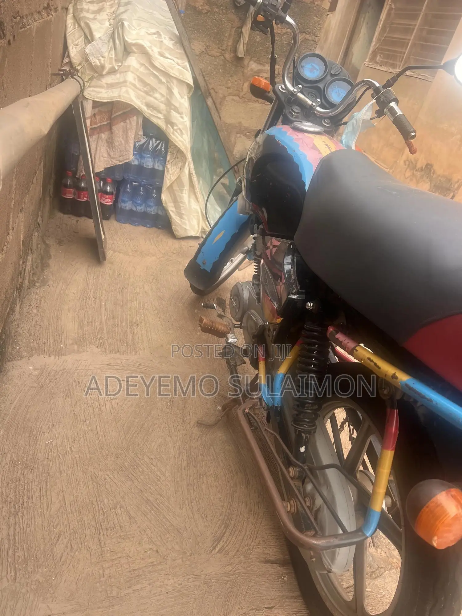 TVS Apache 180 RTR 2024 Red