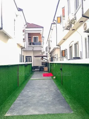 4bdrm Duplex in Orchid Road, Lekki for rent