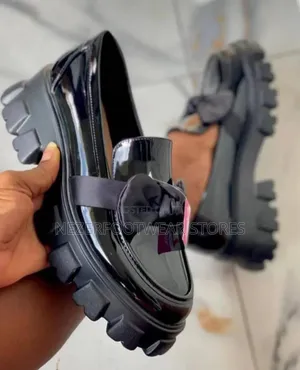 Original Ladies Thick Bow Loafers.