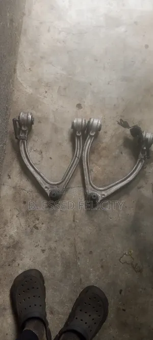 Upper Arm Mercedes Benz S Class 222