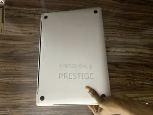 Laptop Apple MacBook Pro 2019 16GB Intel Core i9 SSD 512GB