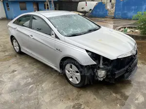 Hyundai Sonata Hybrid 2012 Silver