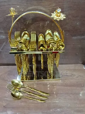 24 Pieces Cutlery Set