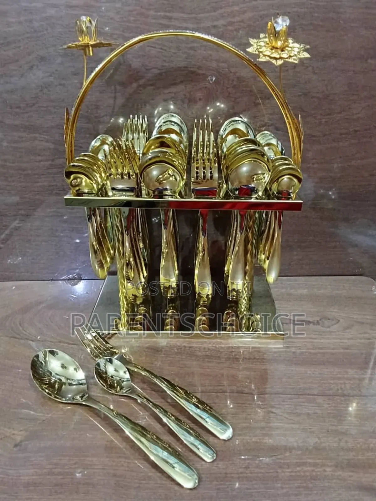 24 Pieces Cutlery Set