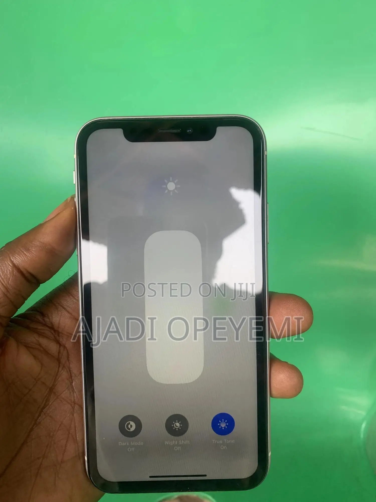 Apple iPhone XR 64 GB White
