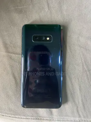 Samsung Galaxy S10e 128 GB Black