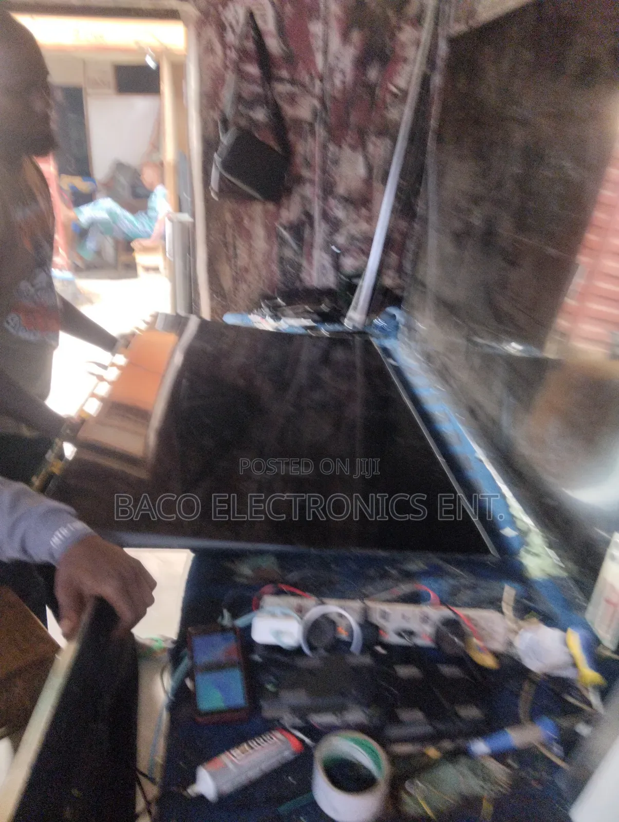 Hisense 65 Inches Screen Fault