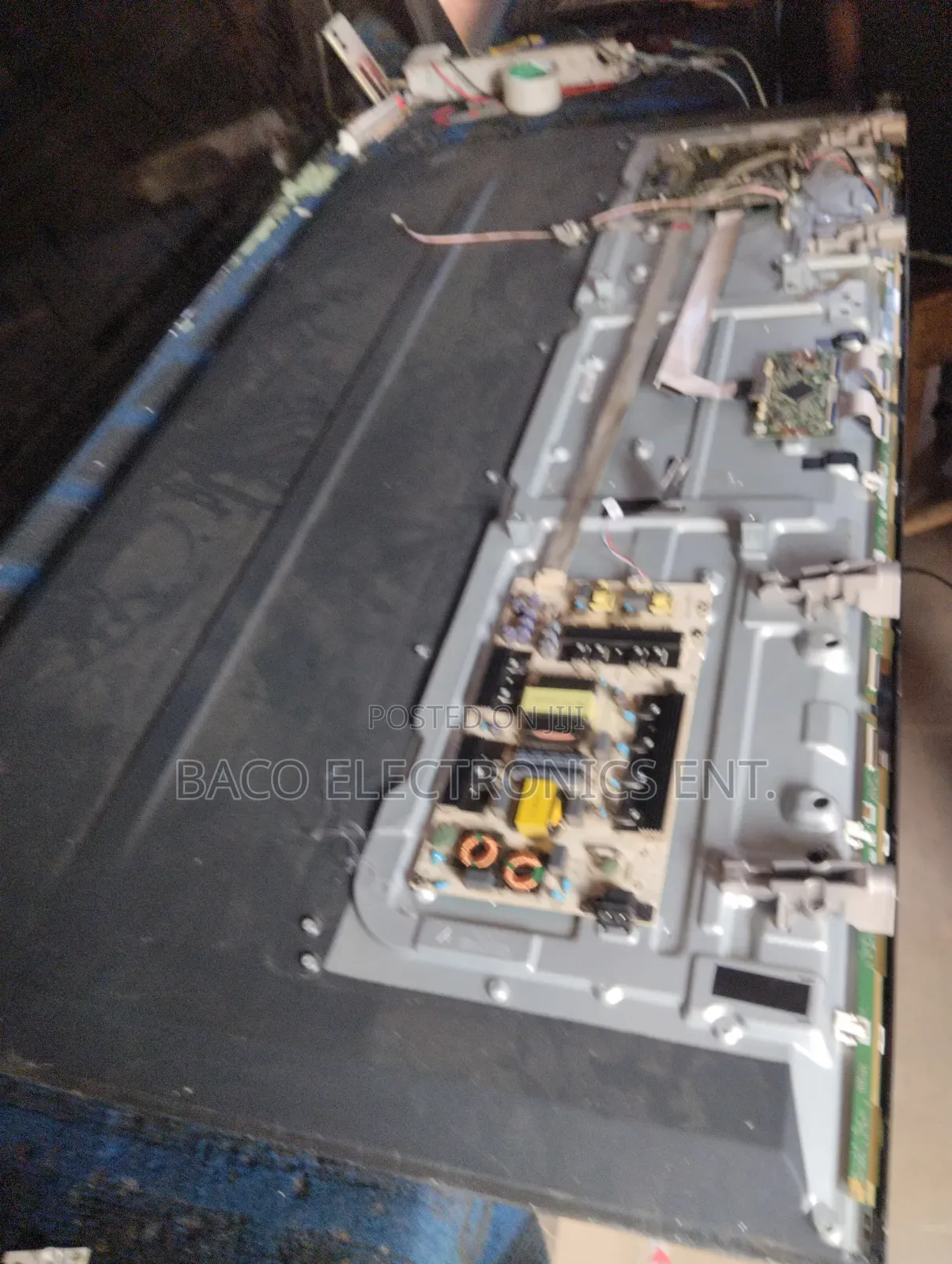 Hisense 65 Inches Screen Fault