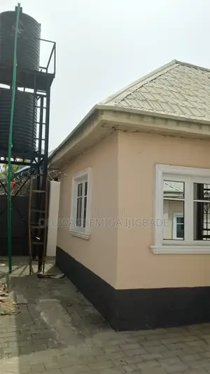 1bdrm Block of Flats in Bwari / Bwari for rent