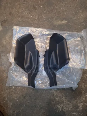 Windscreen Ends Hilander 2020