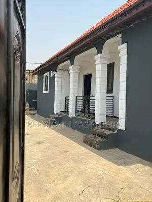 1bdrm Bungalow in Dove Estate, Akala Express for rent