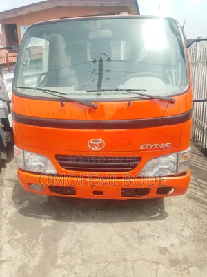 Toyota Dyna 200 New Model Petrol Truck