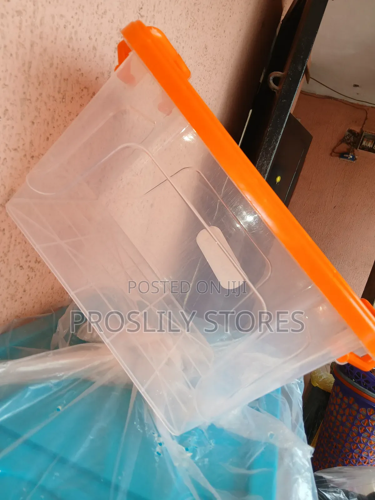 Small Plastic Boxes 12/15litres