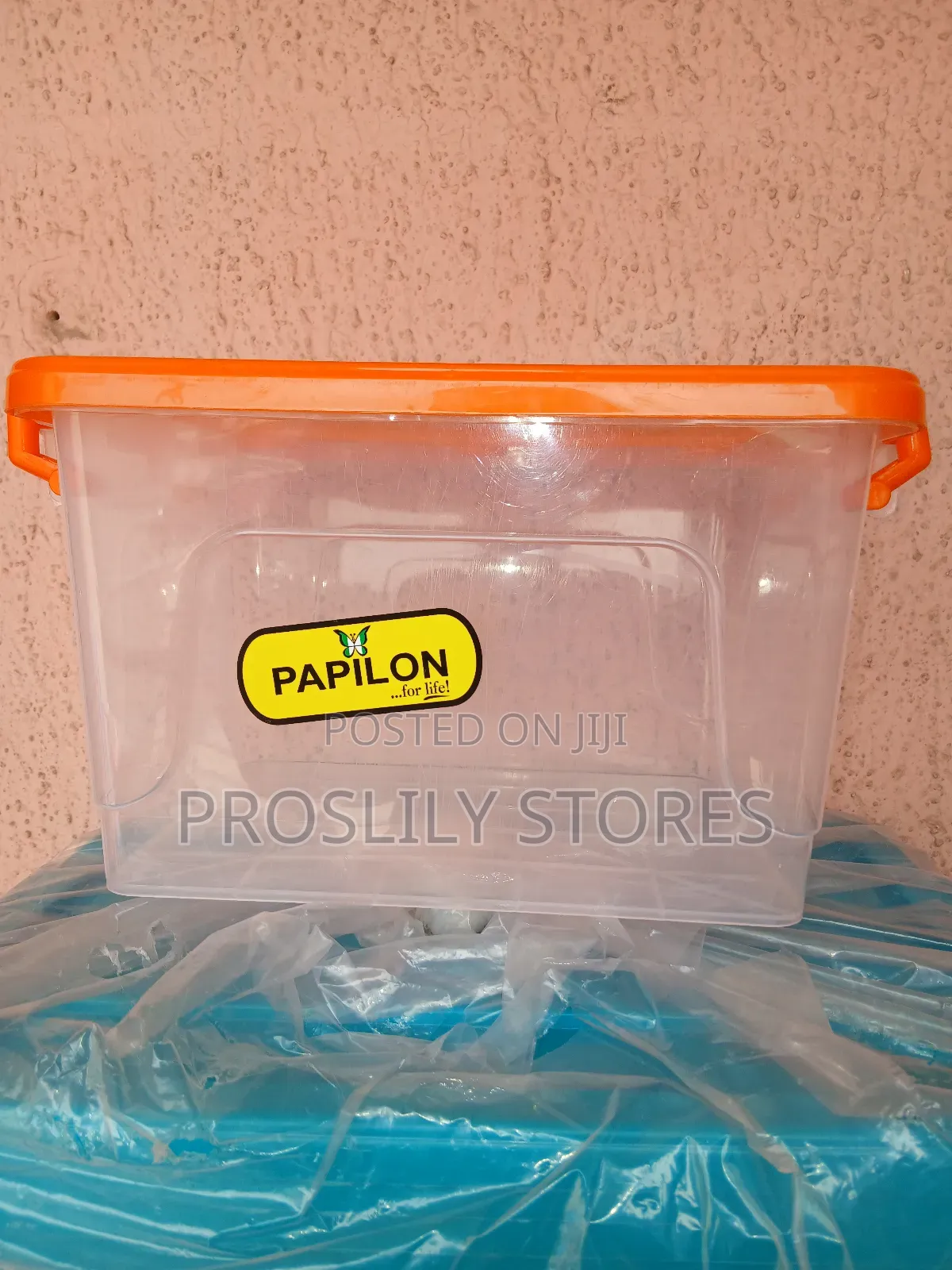 Small Plastic Boxes 12/15litres