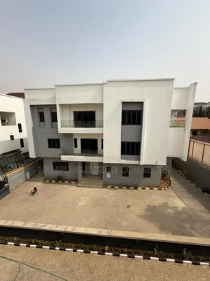 7bdrm Duplex in Asokoro for sale