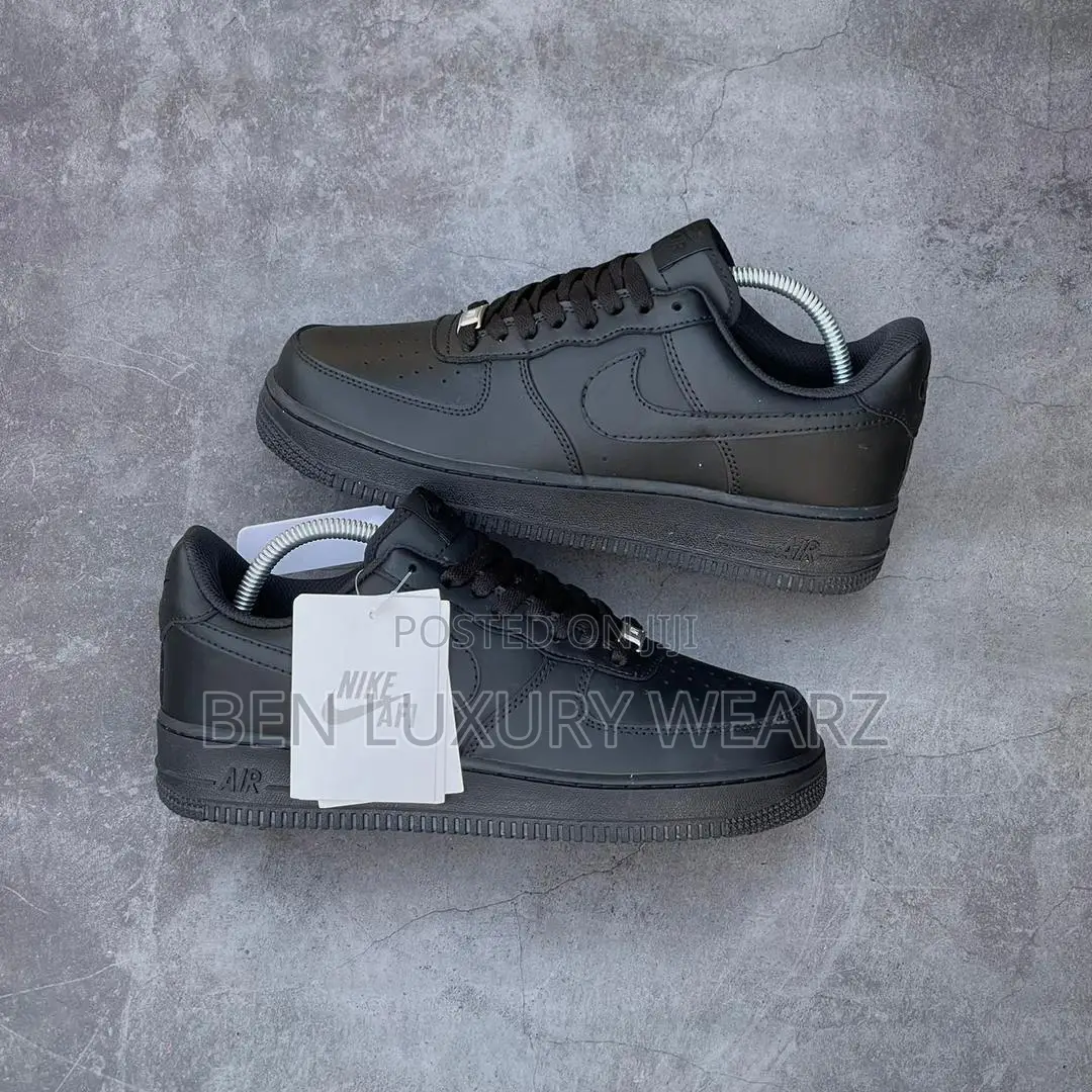 Original Nike Sneakers