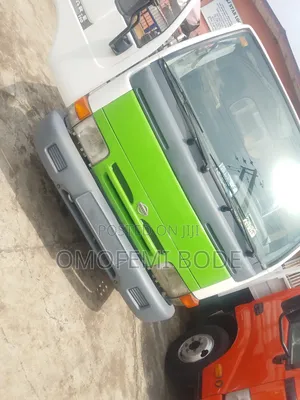Nissan Cabstar Tokunbo Diesel Truck