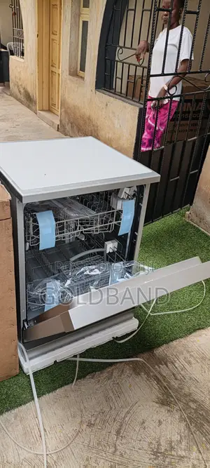 Maxi Dw-5201m Durable Dishwasher, Silver Finish