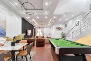 Lux 4 Bedroom Duplex With Gym, Swimming Pool, Snooker Board,Water View