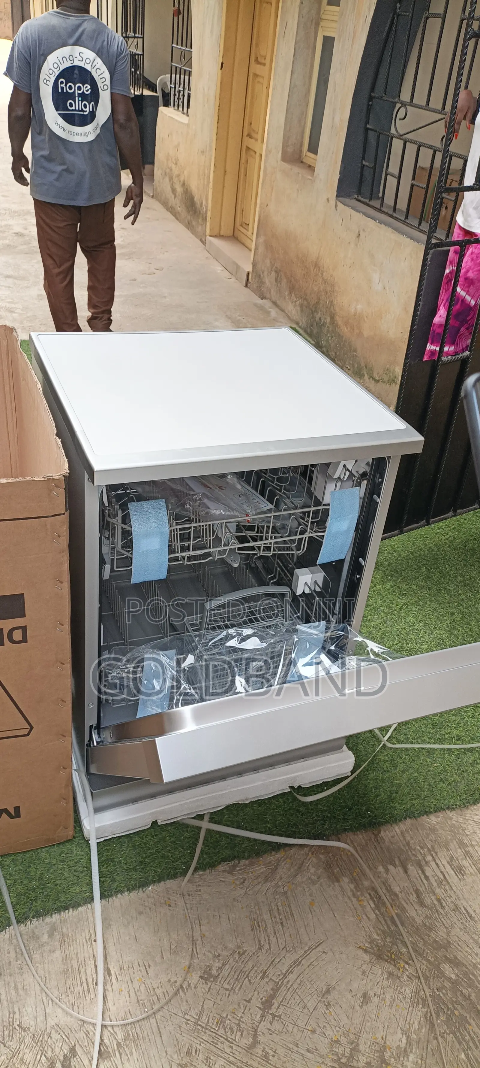 Maxi Dw-5201m Smart Dishwasher – Silver