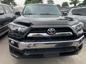 Toyota 4-Runner Limited 4x4 2019 Black