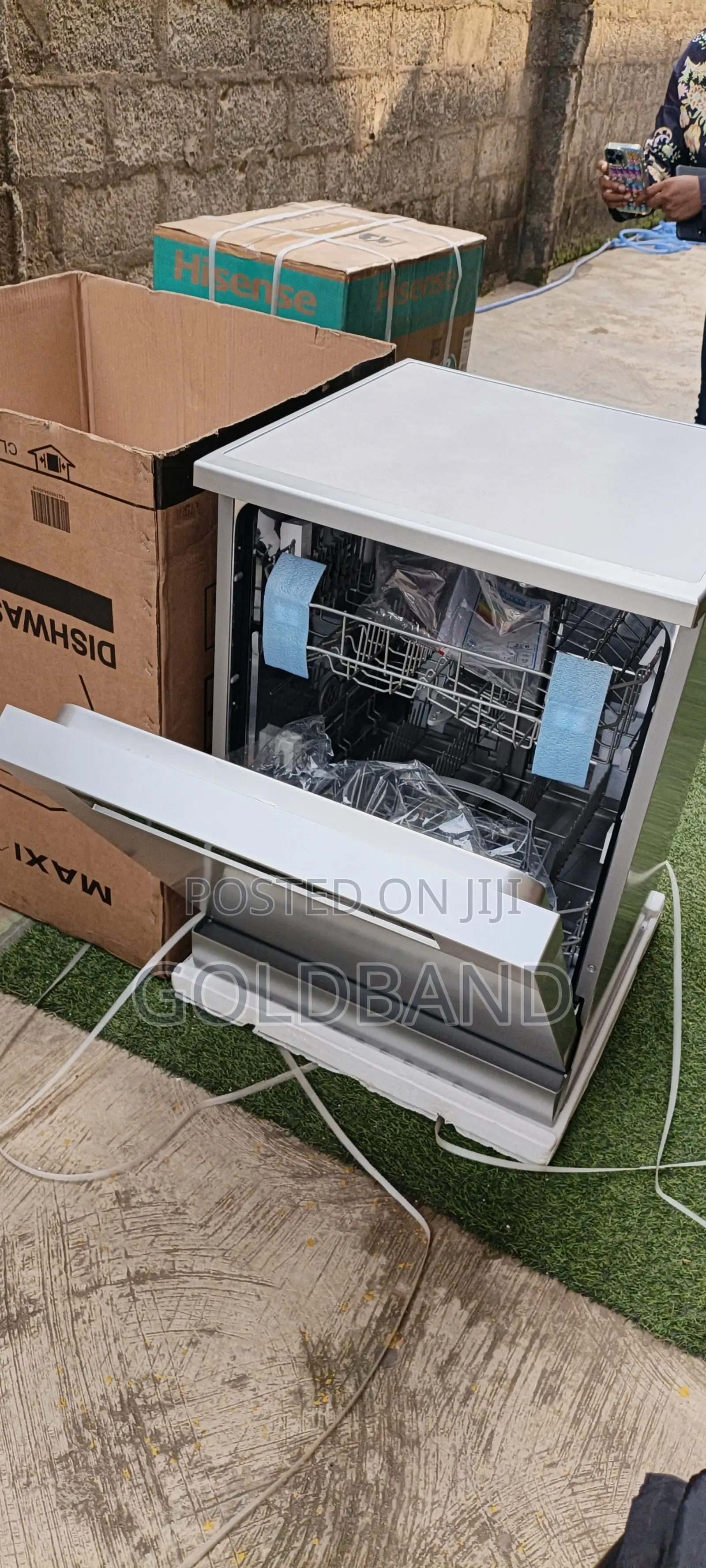 Maxi Dw-5201m Silver Finish Home Dishwasher