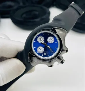 *Okley Rubber Watch With Zip Box – Chronograph Edition*