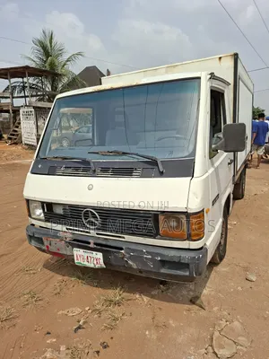 Mercedes-benz Mb100 2005 White