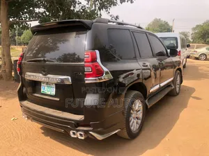 Toyota Land Cruiser Prado 2018 Black