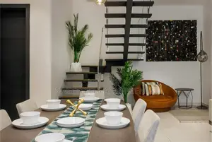 Luxurious 2 Bedroom Maisonette With Swimming Pool and Gym