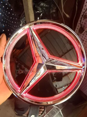 Benz Logo Light