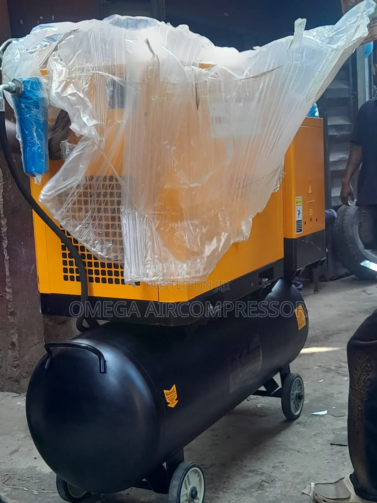 20hp Screw Air Compressor With 300ltr Tank