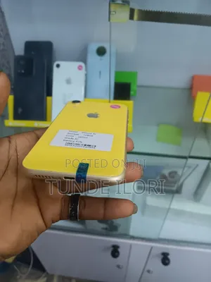 Apple iPhone XR 128 GB Yellow