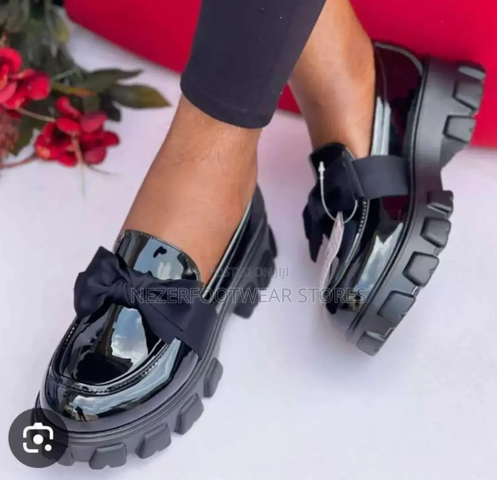 Original Ladies Thick Bow Loafers.