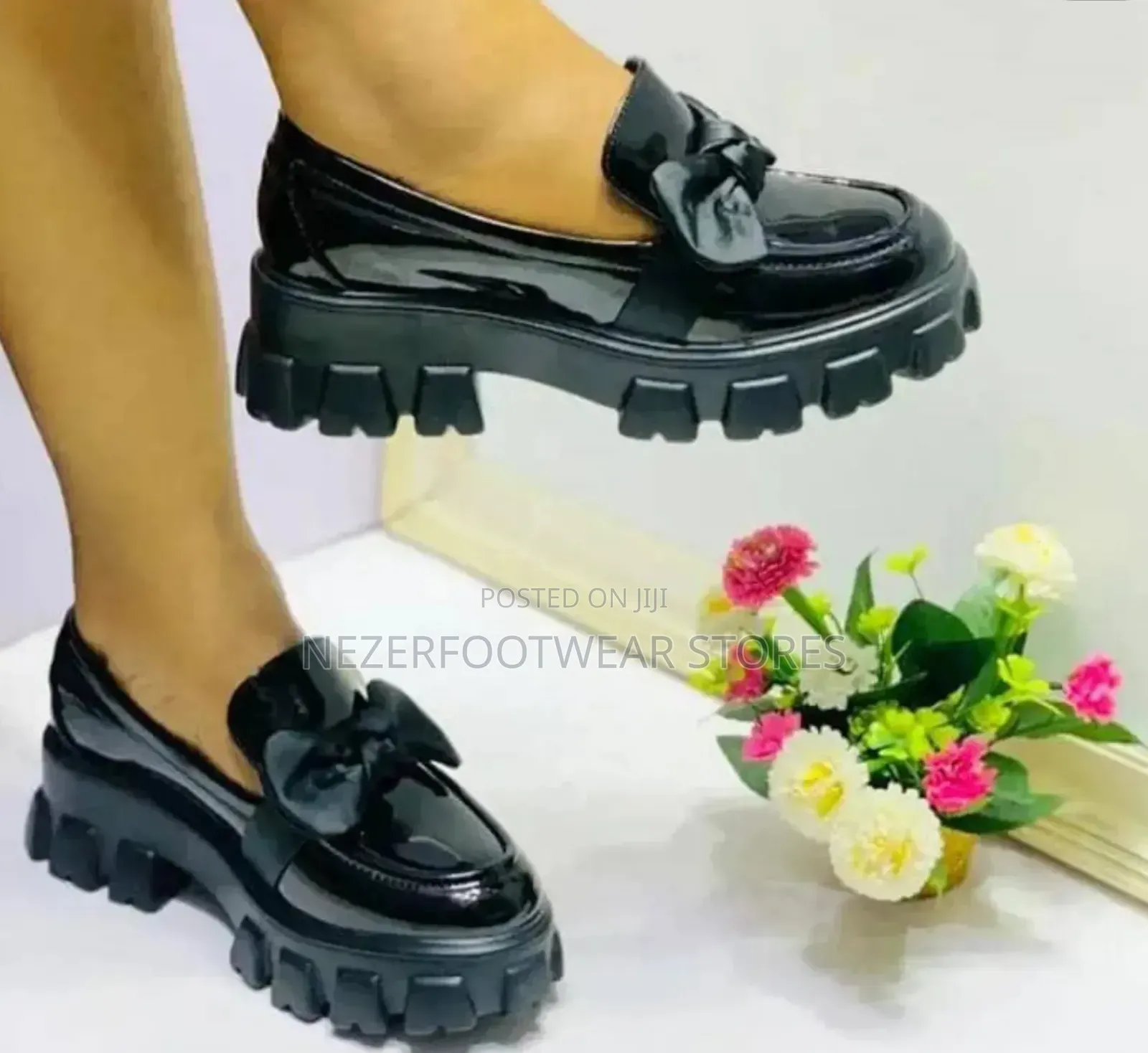 Original Ladies Thick Bow Loafers.