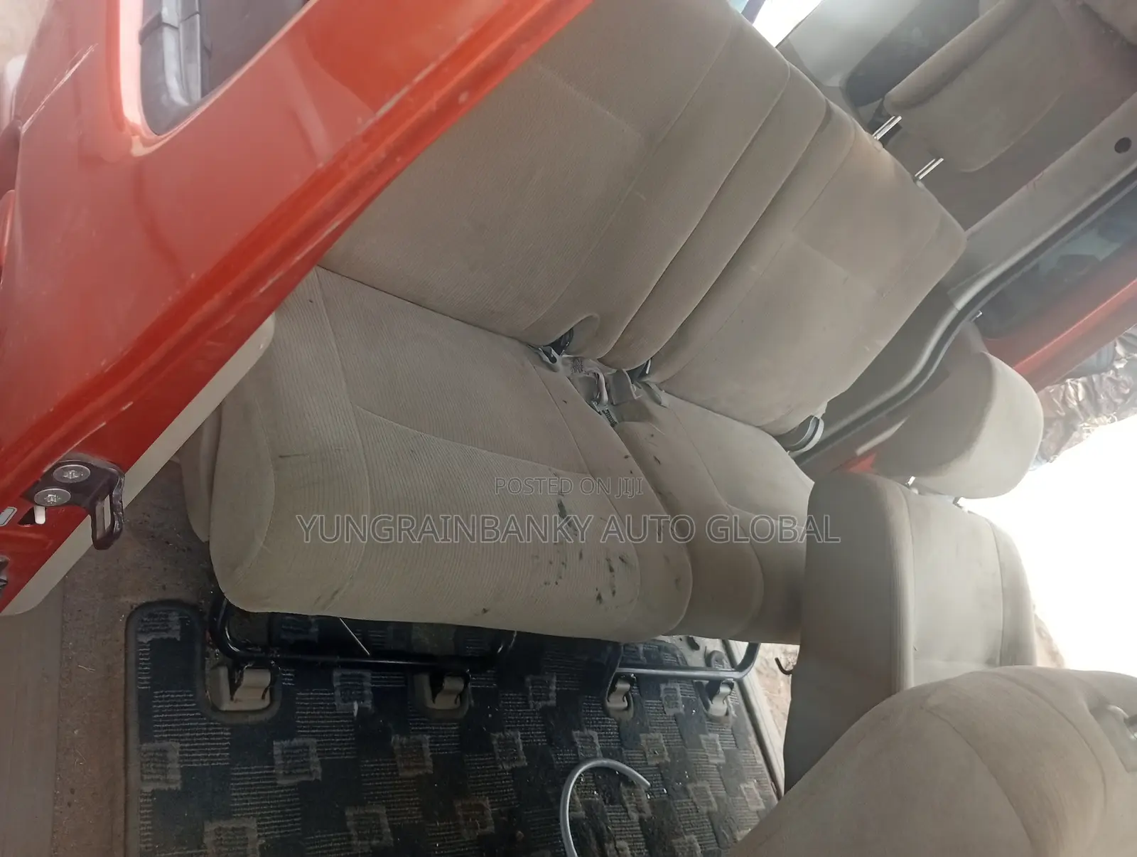 Daihatsu Hijet 2010 Orange