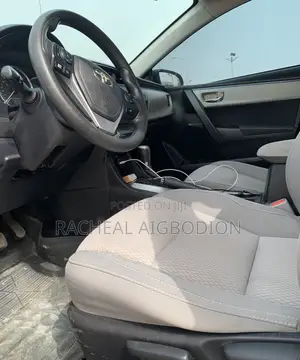Toyota Corolla 2015 Red