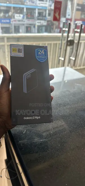 New Samsung Galaxy Z Flip6 512 GB Blue