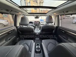 Toyota Highlander Platinum AWD 2020 White