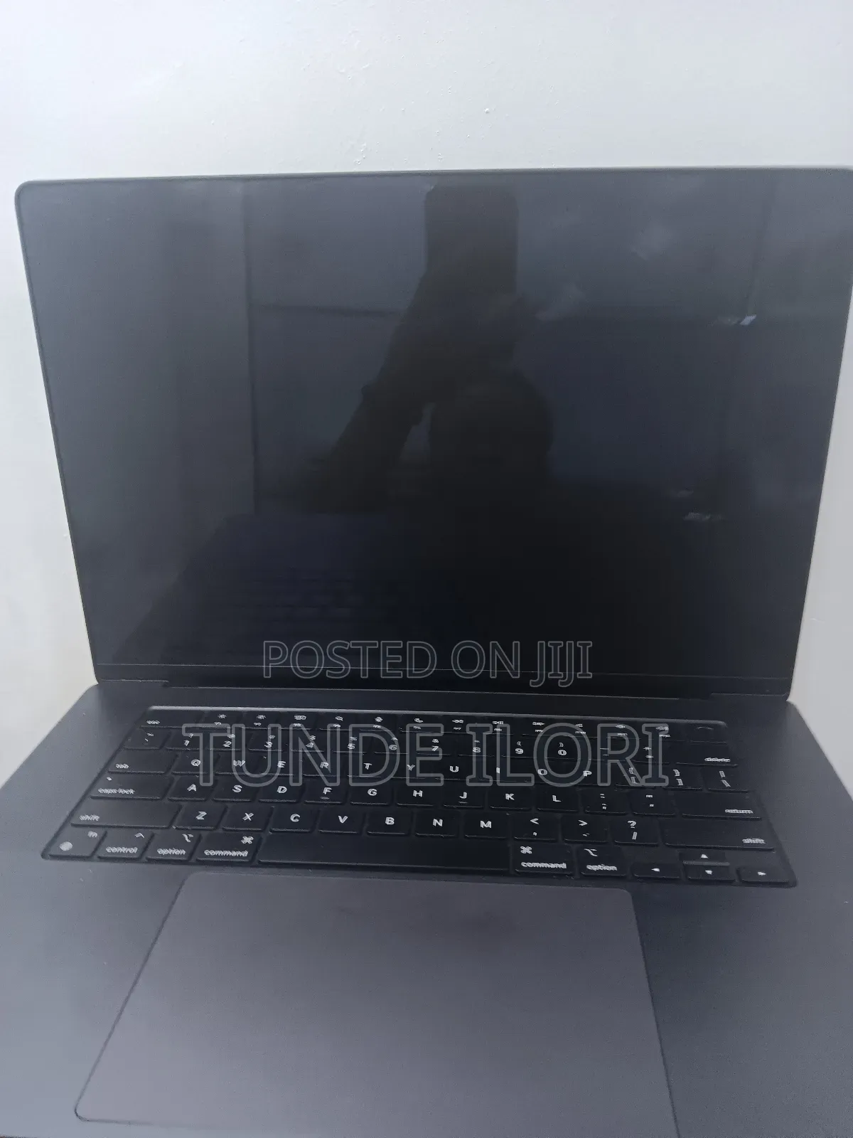 Apple MacBook Pro 2023 M3 Max 16-Inch 18GB Apple M3 Pro SSD 512GB