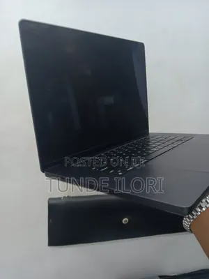 Apple MacBook Pro 2023 M3 Max 16-Inch 18GB Apple M3 Pro SSD 512GB