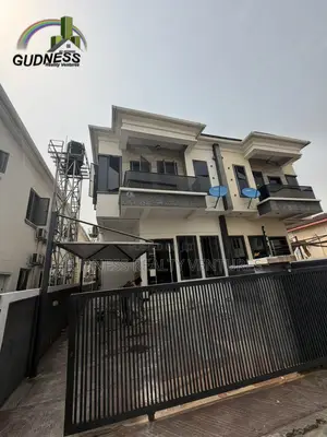 4bdrm Duplex in Lekki for rent