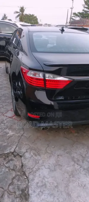 Lexus ES 2013 Black