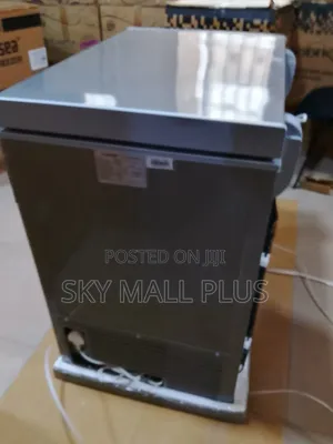 Snowsea Deep Freezer 160l – Built for Nigerian Homes